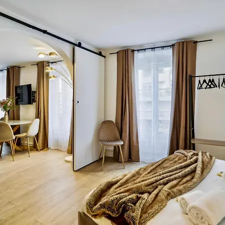 Apartment Beautiful 2bdr Near The Eiffel Tower
