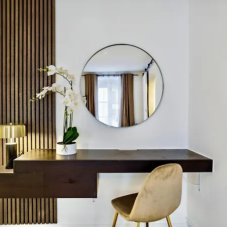 Appartamento Beautiful 2bdr Near The Eiffel Tower Parigi